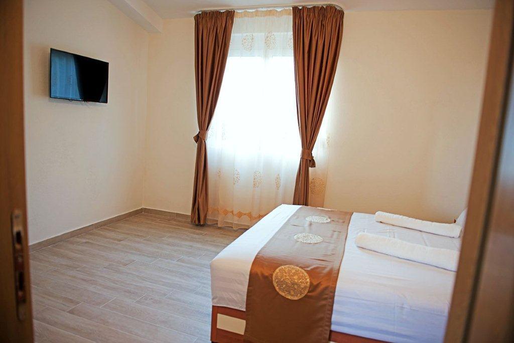 Apartments Gran Sasso อุลซิน ภายนอก รูปภาพ