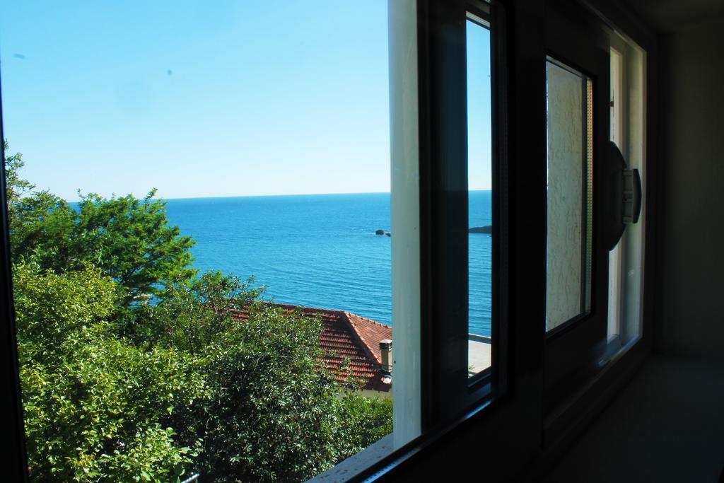 Apartments Gran Sasso อุลซิน ภายนอก รูปภาพ