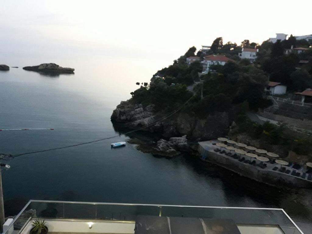 Apartments Gran Sasso อุลซิน ภายนอก รูปภาพ