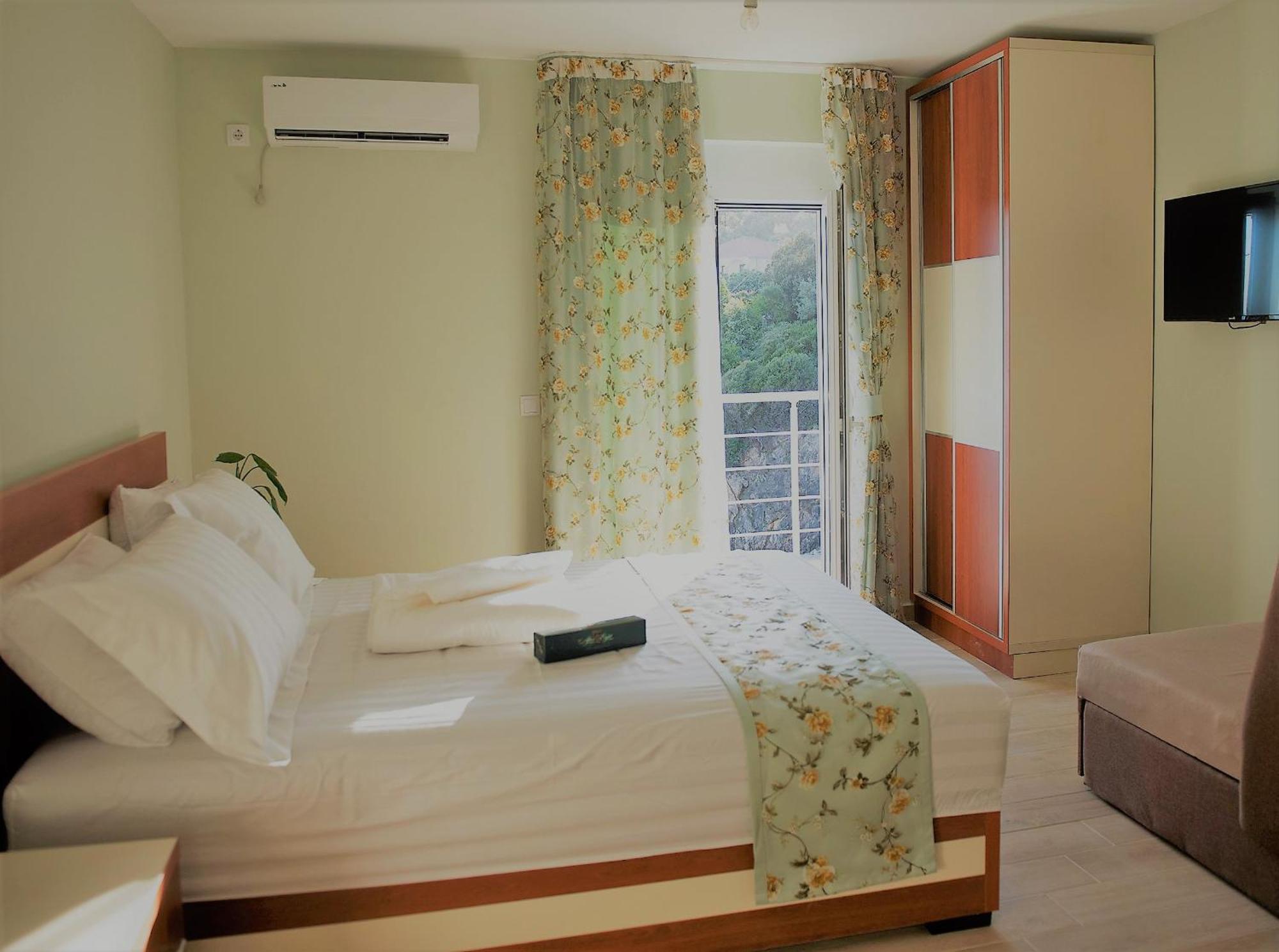 Apartments Gran Sasso อุลซิน ภายนอก รูปภาพ