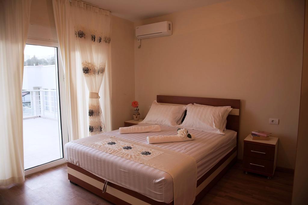 Apartments Gran Sasso อุลซิน ภายนอก รูปภาพ