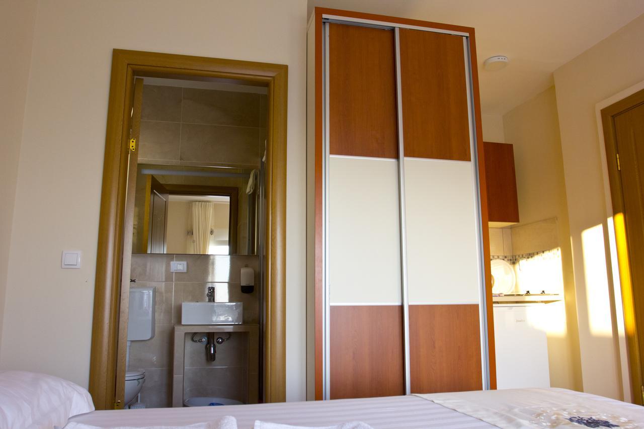 Apartments Gran Sasso อุลซิน ภายนอก รูปภาพ