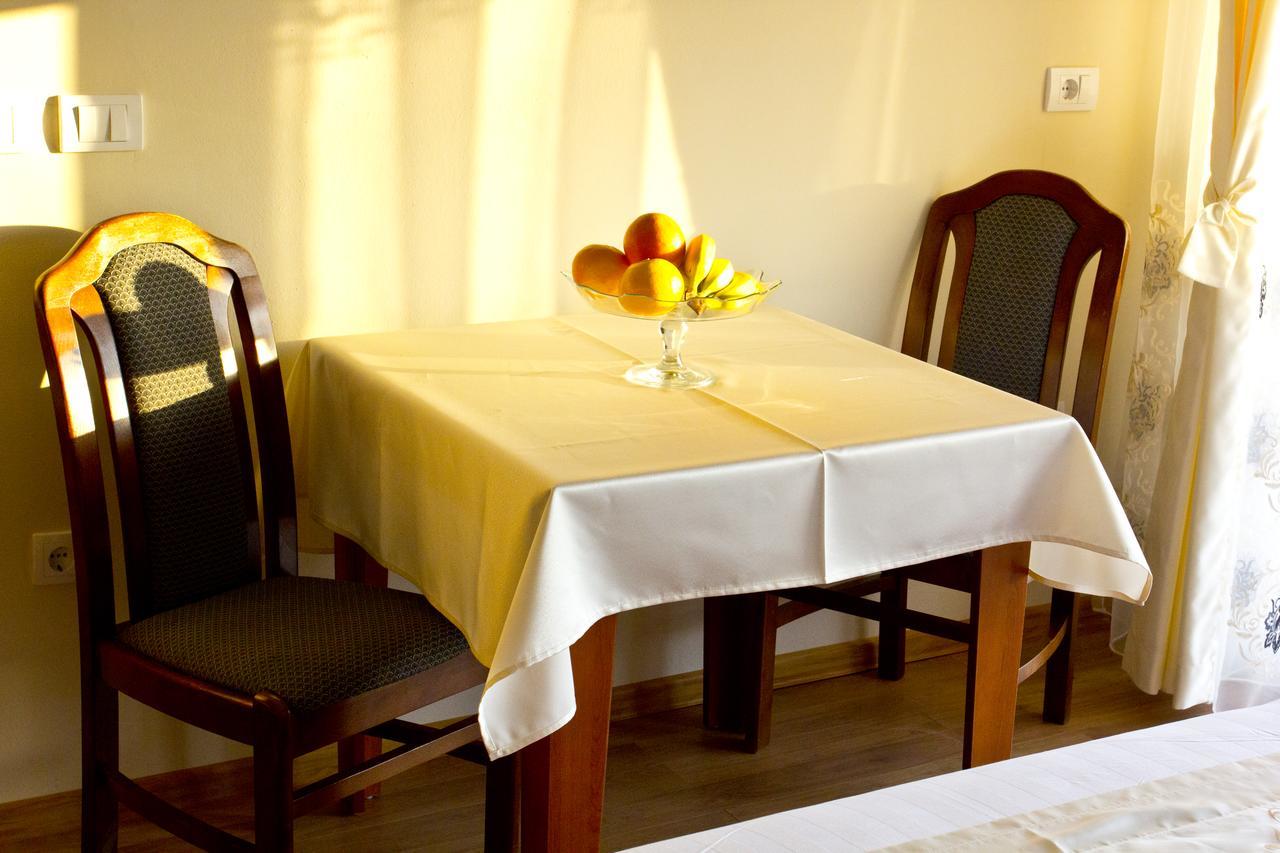 Apartments Gran Sasso อุลซิน ภายนอก รูปภาพ